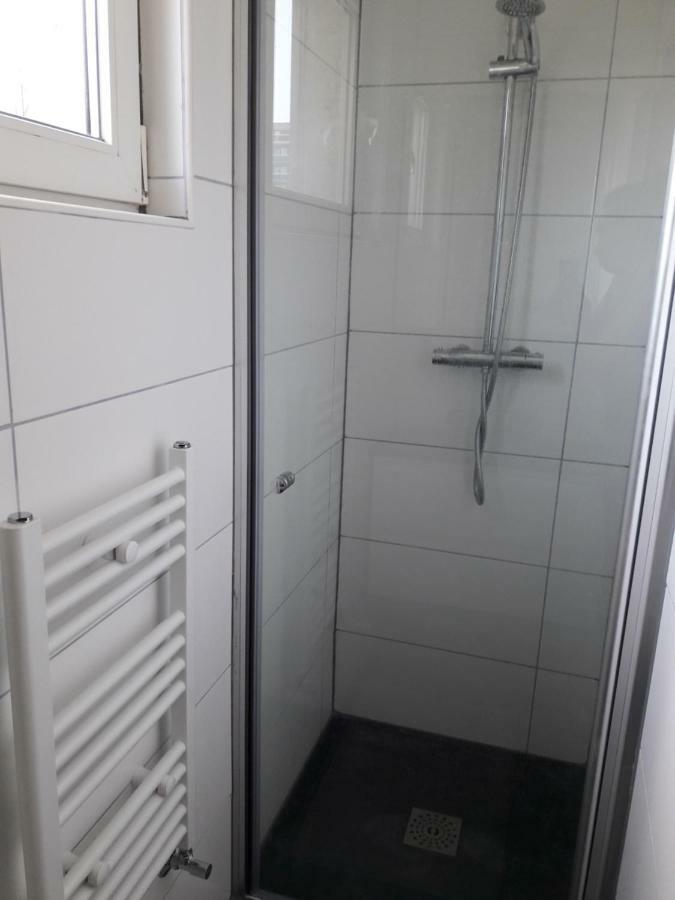 2 Slaapkamer Appartement Op De Zeedijk Van Oostende. Ngoại thất bức ảnh